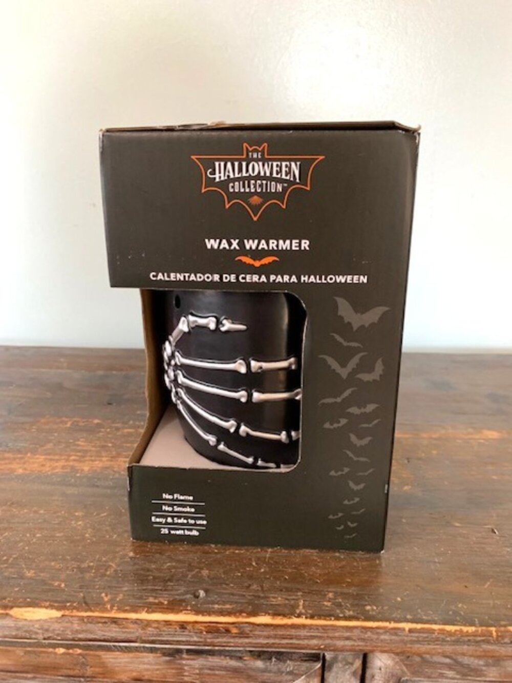 The Halloween Collection Skeleton Hand Wax Warmer